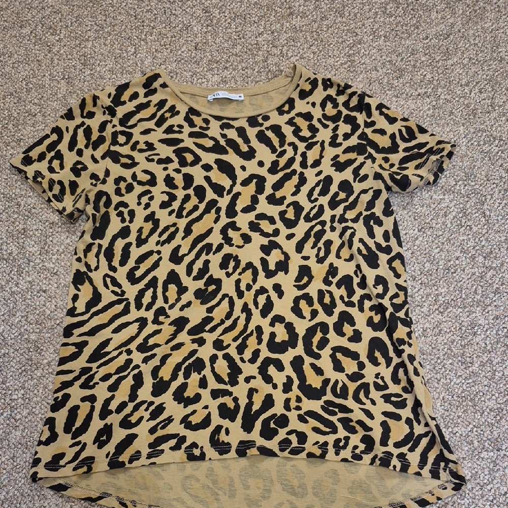 Zara Brown And Black Leopard Print T-Shirt Size Small EUC